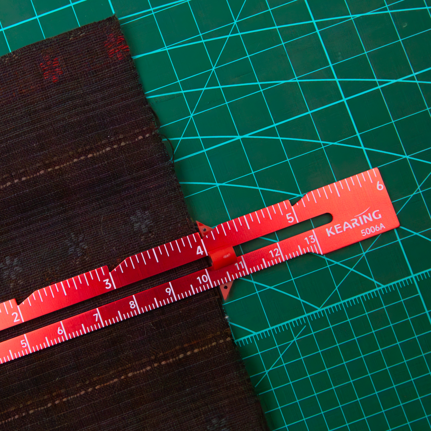 Sliding Marker Sewing Gauge for Hems, Tucks, Pleats, Buttonholes - 6" or 7"